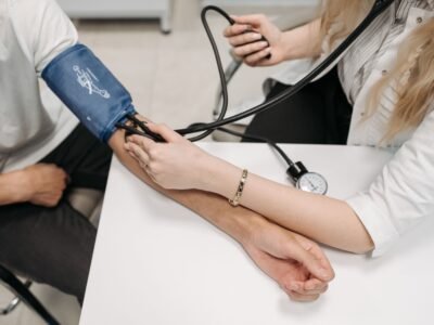 Health Insurance: A Simple Guide to Coverage, Costs, and Choosing the Right Plan